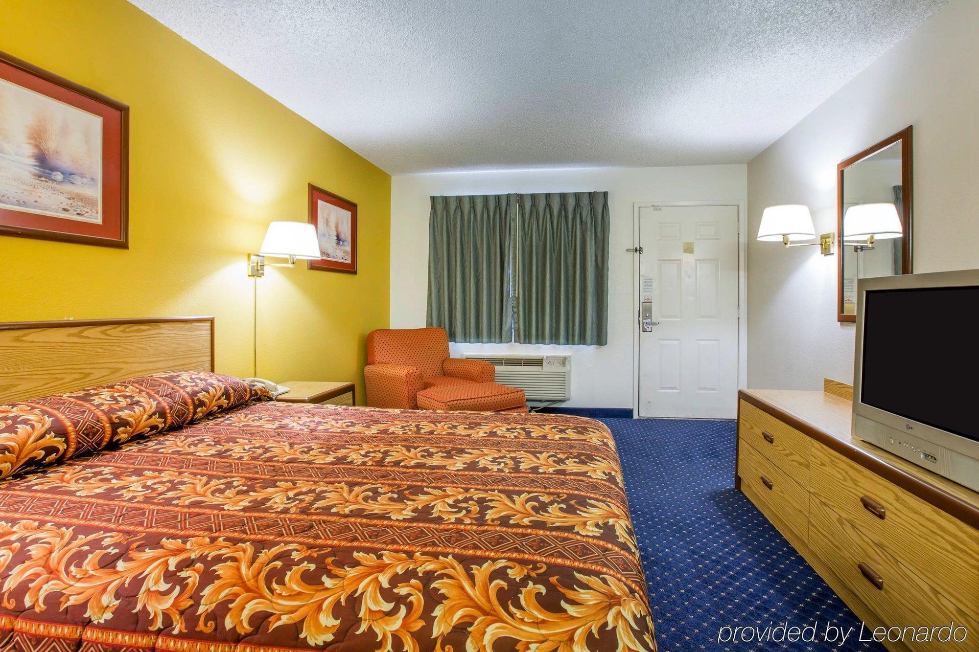 Motel 6-Fresno, Ca - Yosemite Hwy Bagian luar foto