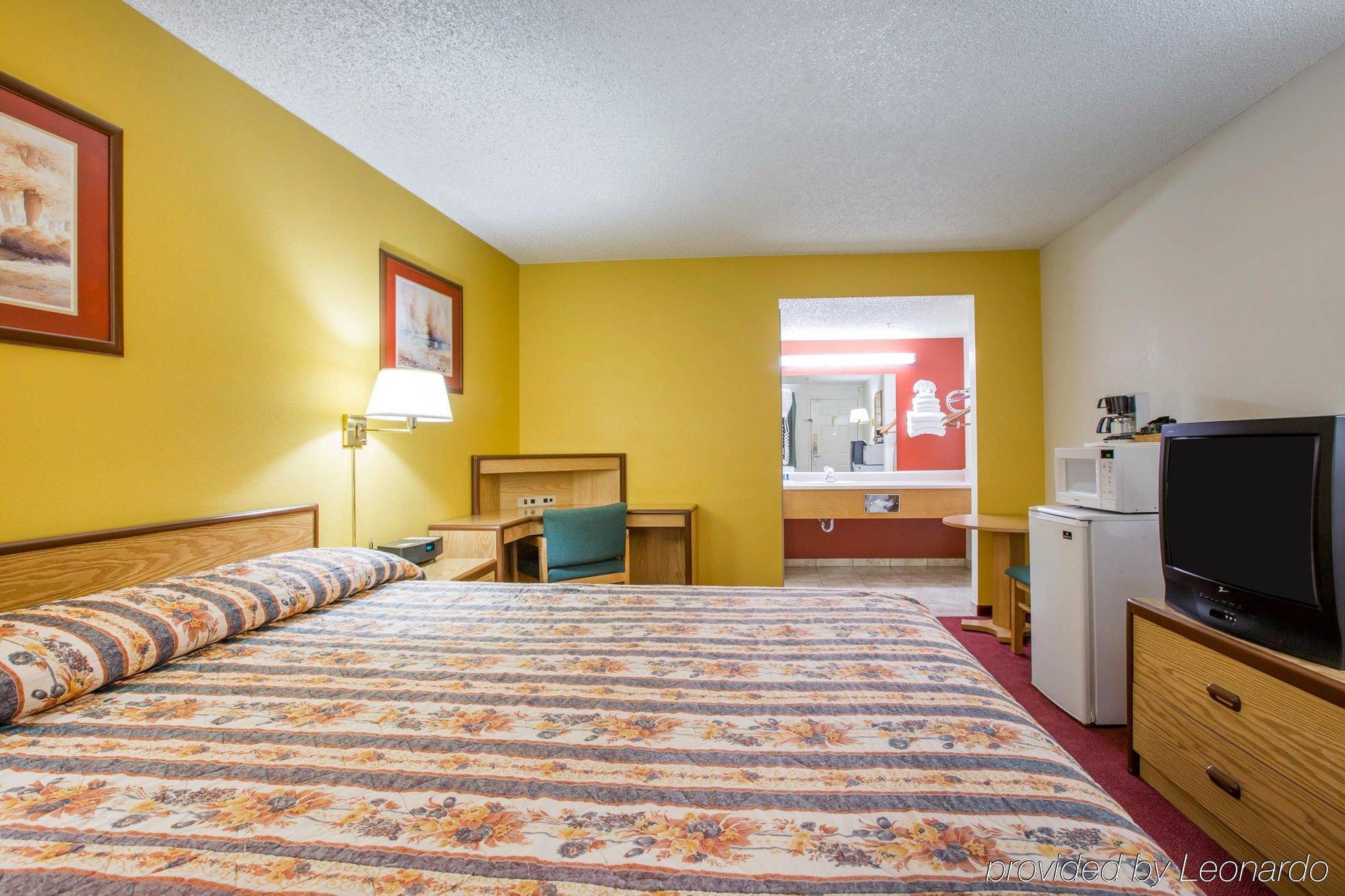Motel 6-Fresno, Ca - Yosemite Hwy Bagian luar foto