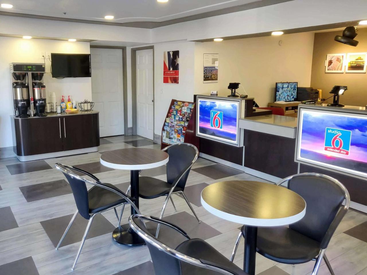 Motel 6-Fresno, Ca - Yosemite Hwy Bagian luar foto